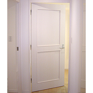 ホワイト鏡板ドア